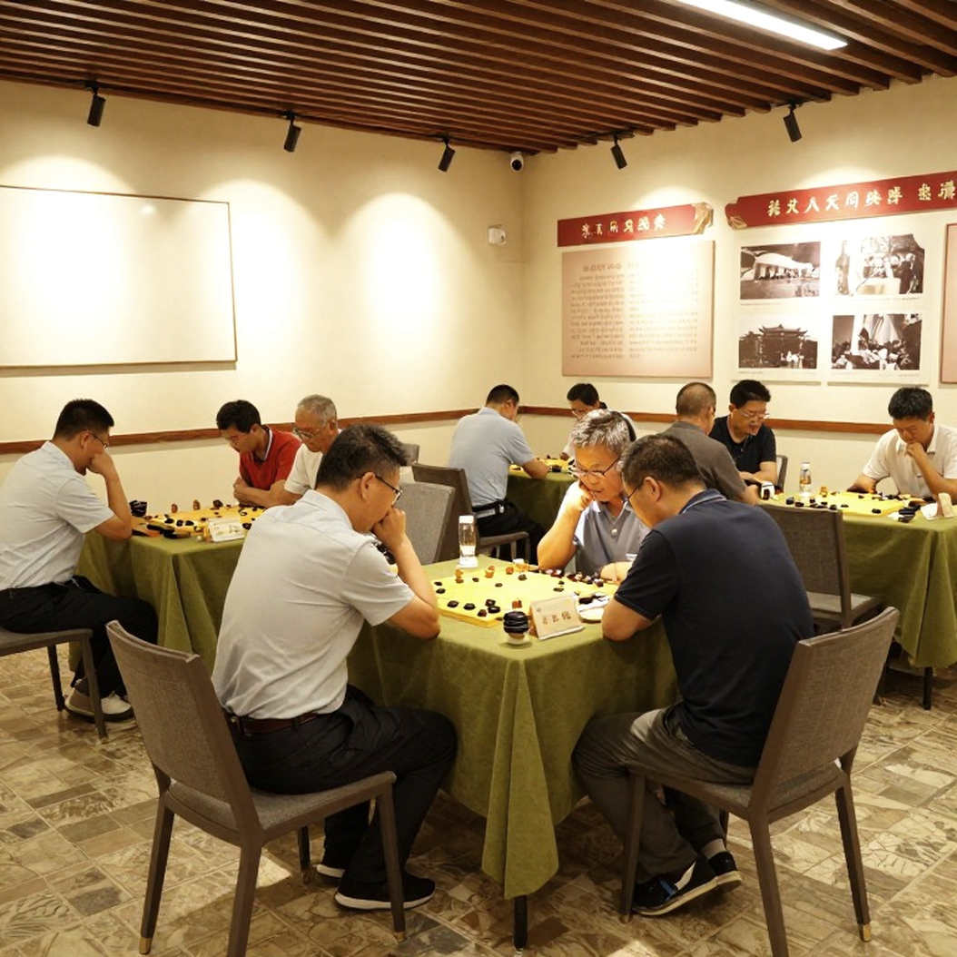 Bản đồ không gian từ Goa đến Geneva: Bàn cờ ngoại giao của Sindarov