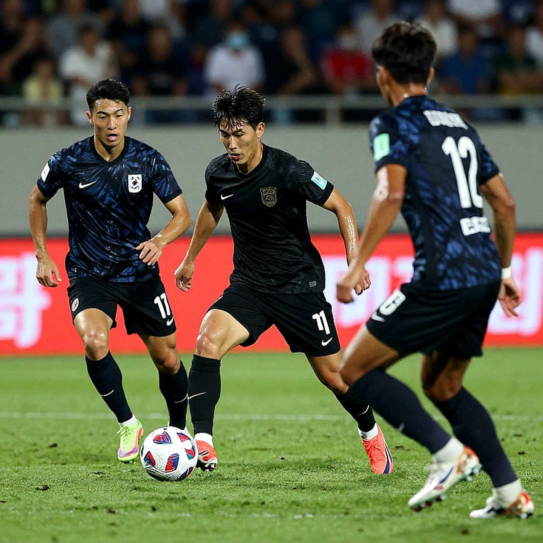 Ghi chép phòng thay đồ: mật độ thi đấu và hóa đơn chấn thương mùa 2026-26