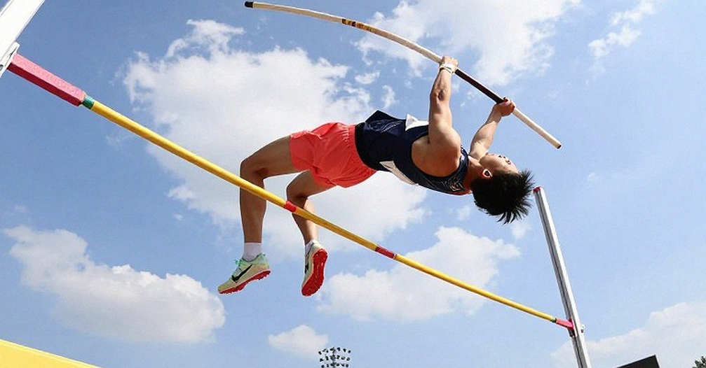 Án phạt lưới tại Monza: Món quà ngụy trang của Antonelli Án phạt lưới tại Monza: Món quà ngụy trang của Antonelli