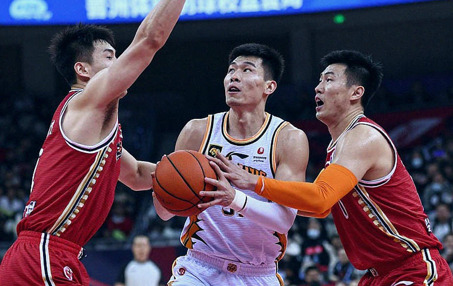 June Mar Fajardo khép lại hành trình Gilas Pilipinas: Một kỷ nguyên không cần phô trương