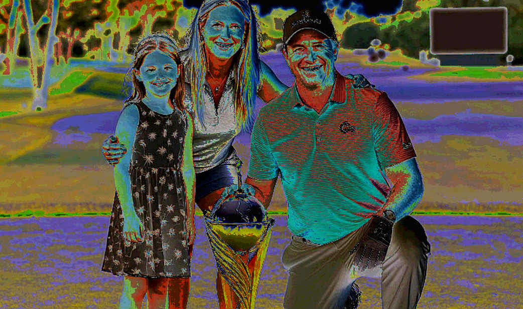 Mea Minh Anh and the Depth Equation: When FFWS SEA 2026 Fall Chooses 'Color' Over 'Formula' Mea Minh Anh and the Depth Equation: When FFWS SEA 2026 Fall Chooses 'Color' Over 'Formula'