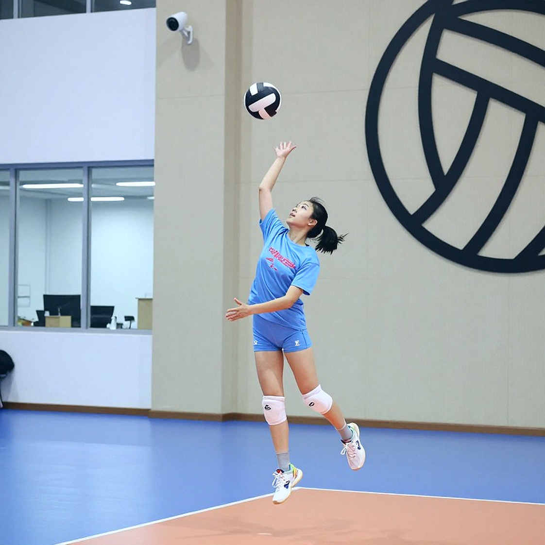 ACC-SEC Showdown: When NCAA Women's Volleyball Steps Out of Its Comfort Zone