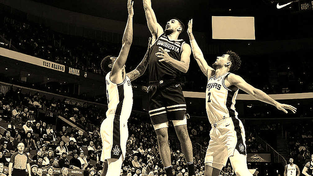 Promitheas lật ngược thế cờ ở SamELYON Arena: cú ném buzzer-beater của Evans và giấc mơ BCL còn nguyên